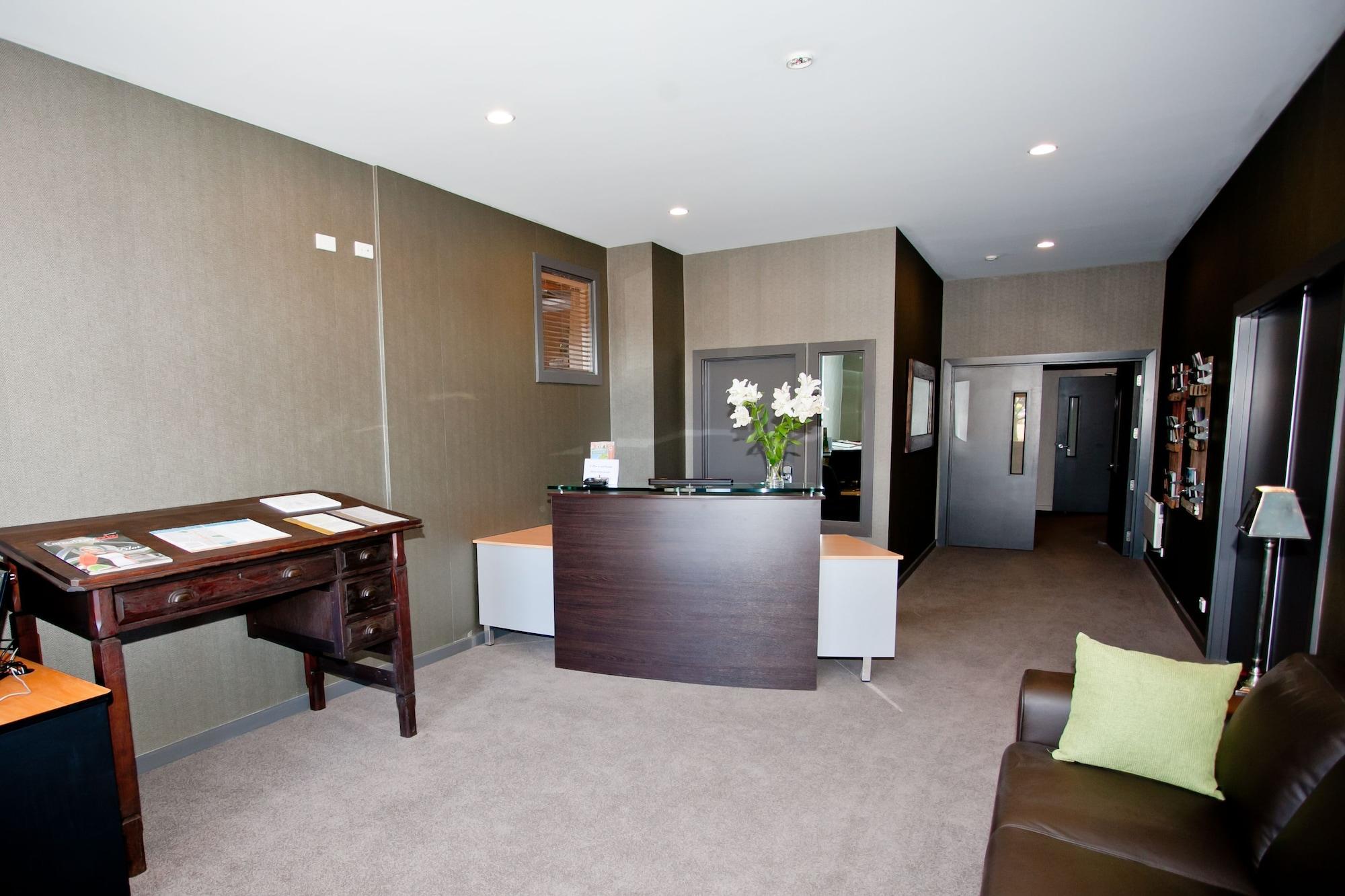 Vista Lobby Ski Time Lodge