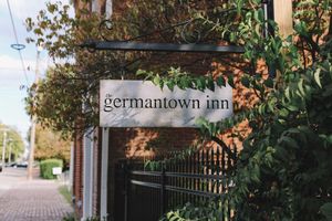Alojamiento - Germantown Inn