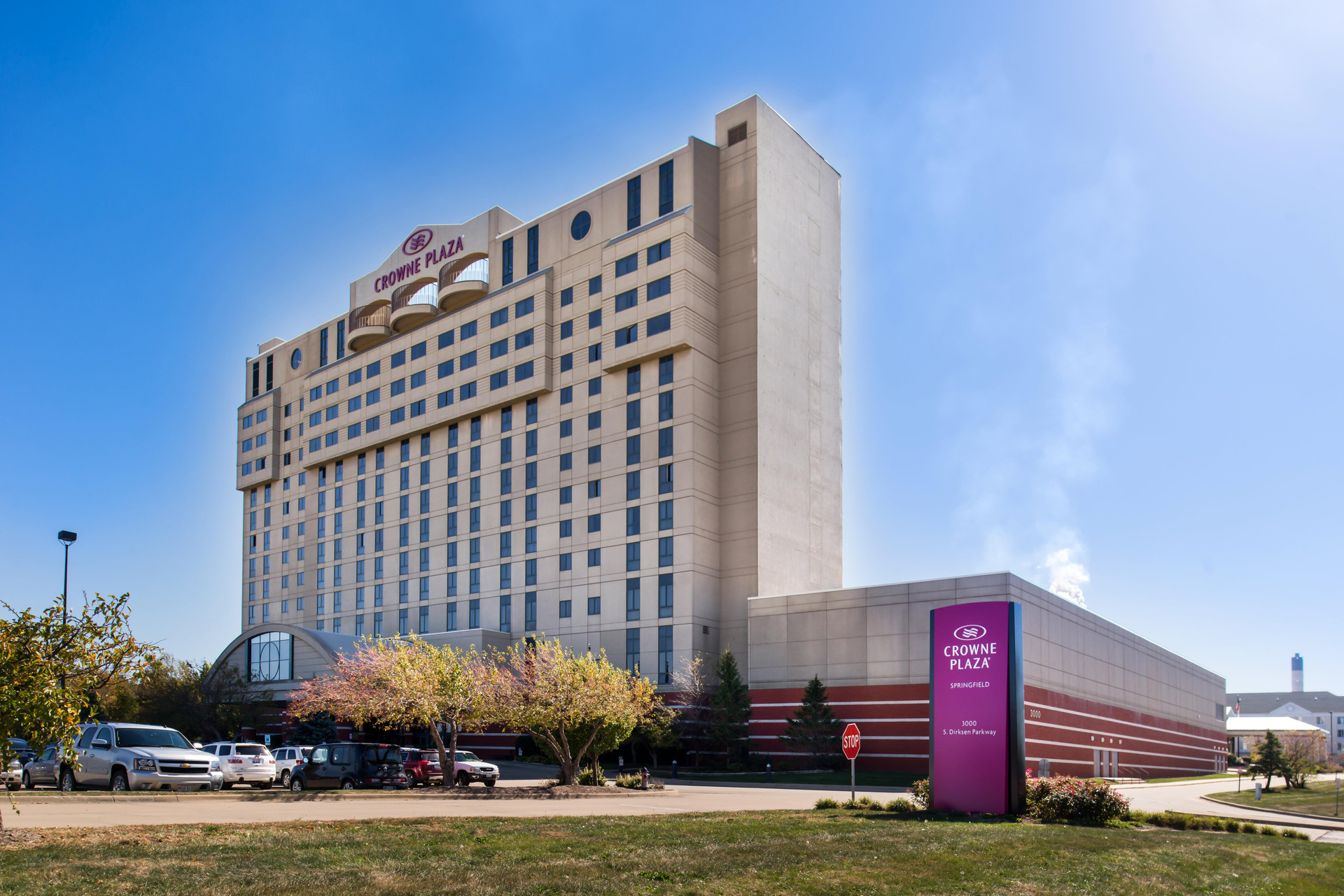 Vista Exterior Crowne Plaza Springfield by IHG