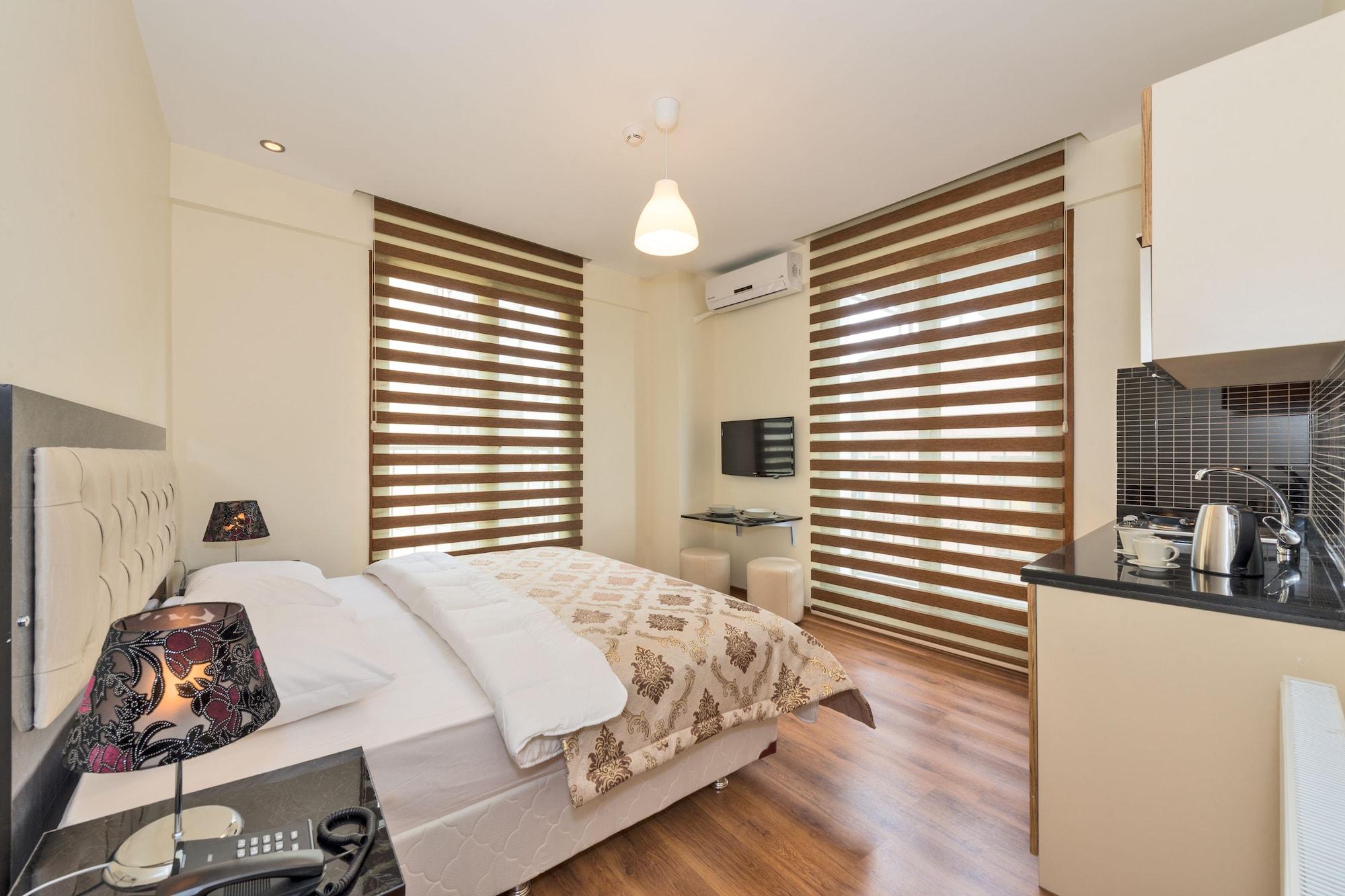 Varios Invictum Residence