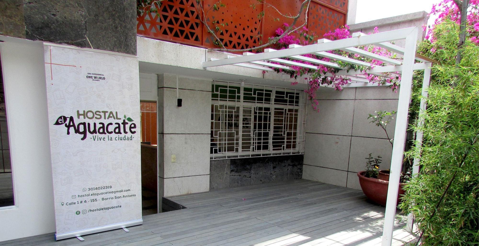 Vista Exterior Hostal El Aguacate