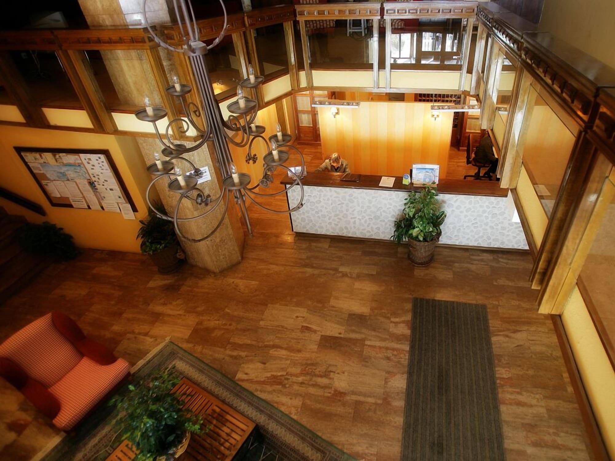 Vista Lobby Hotel Edelweiss Candanchu