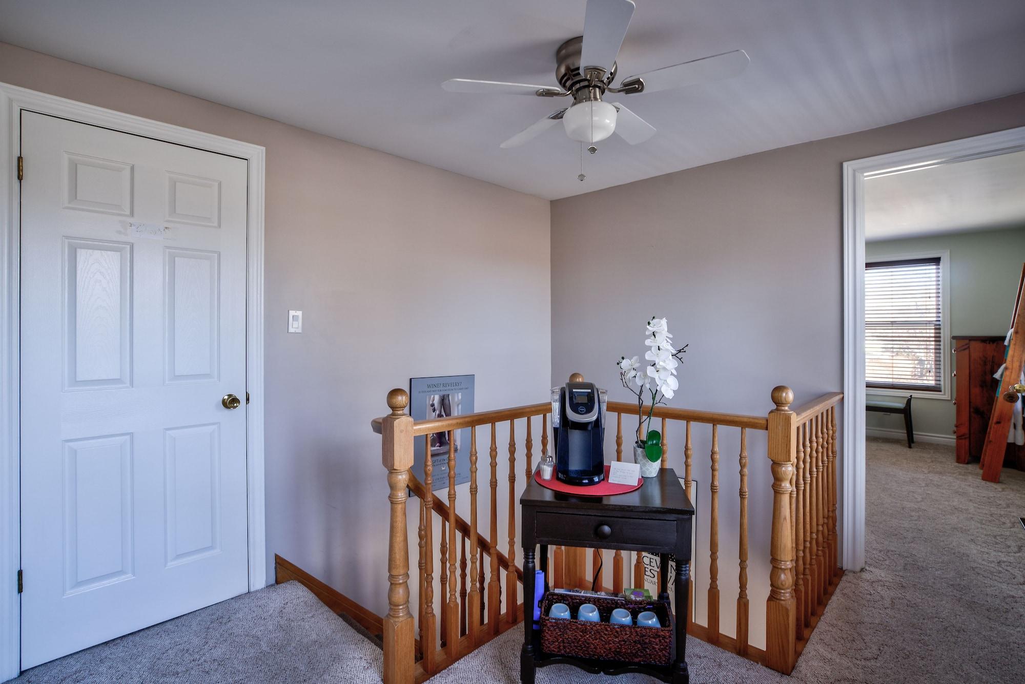 Bar/Salón Finlay House Bed and Breakfast Niagara - on - the - Lake