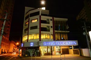Alojamiento - River Park Hotel