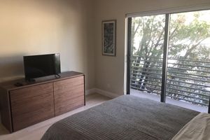 Alquiler Vacacional - Las Olas Apartment  perfectly located in the heart of  Fort Lauderdale.