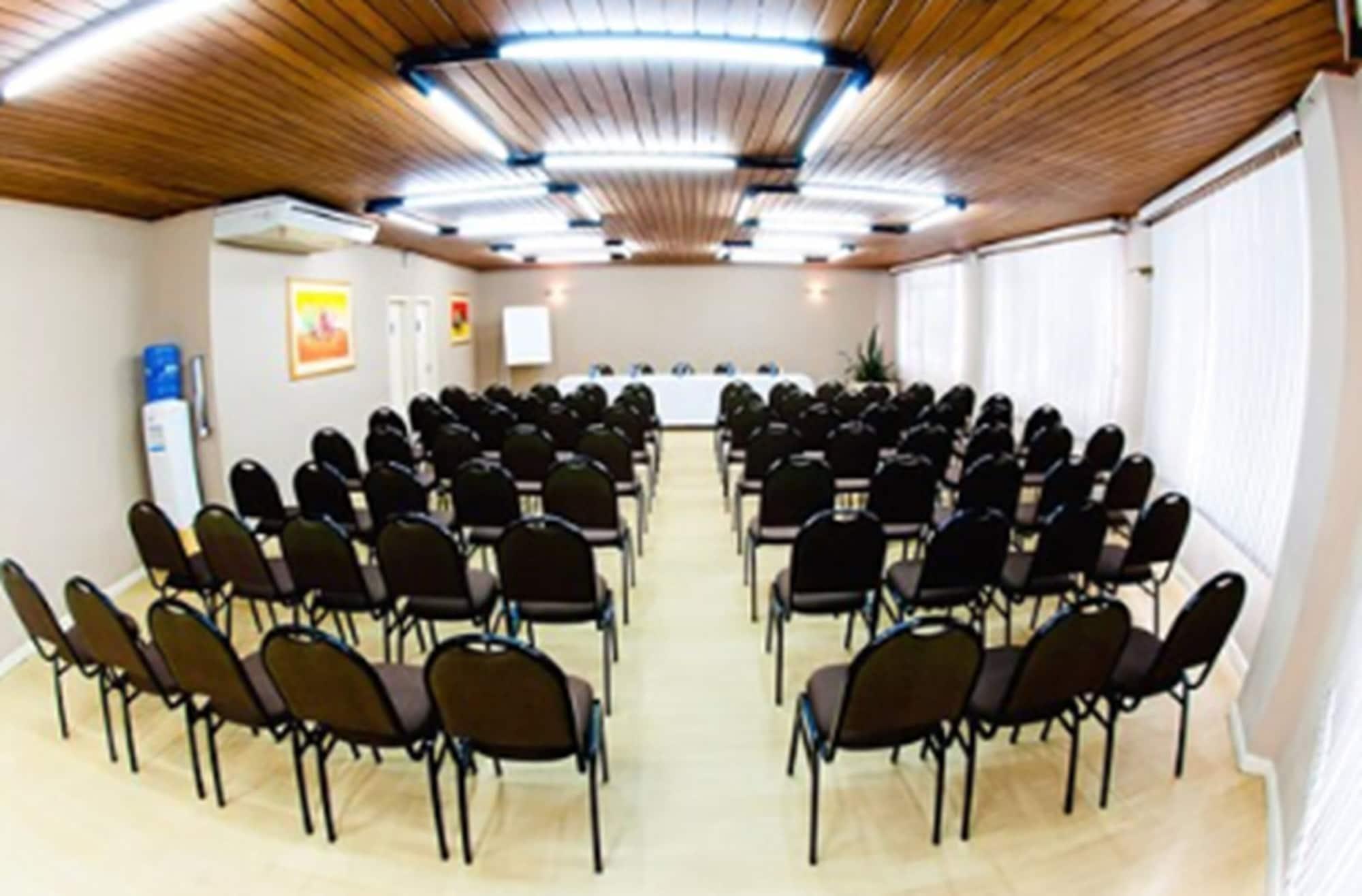 Sala de Reuniones Hotel del Rey By Poty