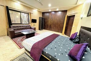Alquiler Vacacional - Charming bed & breakfast in brilliant Agra with WiFi, AC