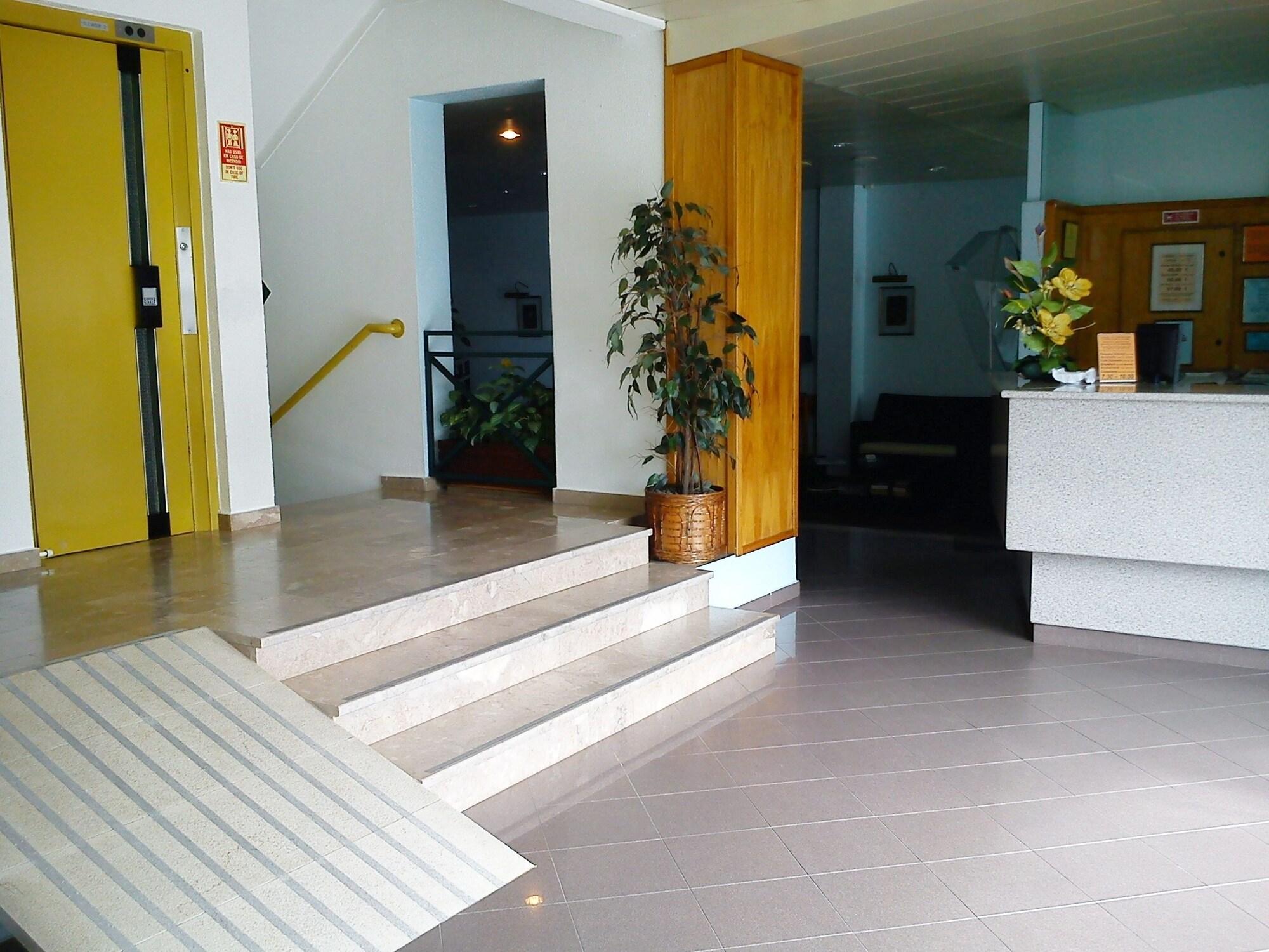 Vista Lobby Alnacir