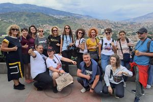 Actividad - Descubre la auténtica esencia de Cali en Siloé - Tour de medio día