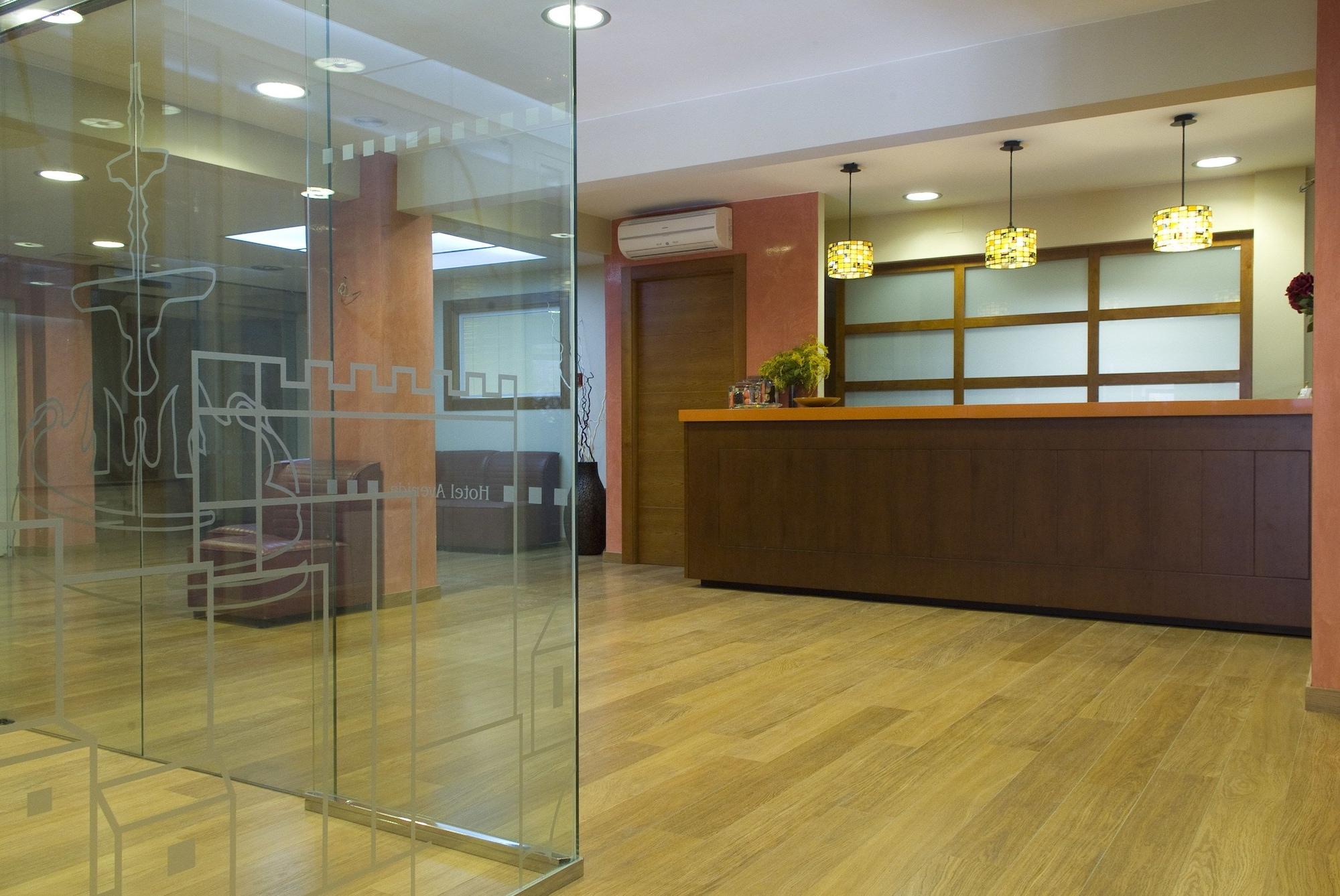 Varios Hotel Avenida