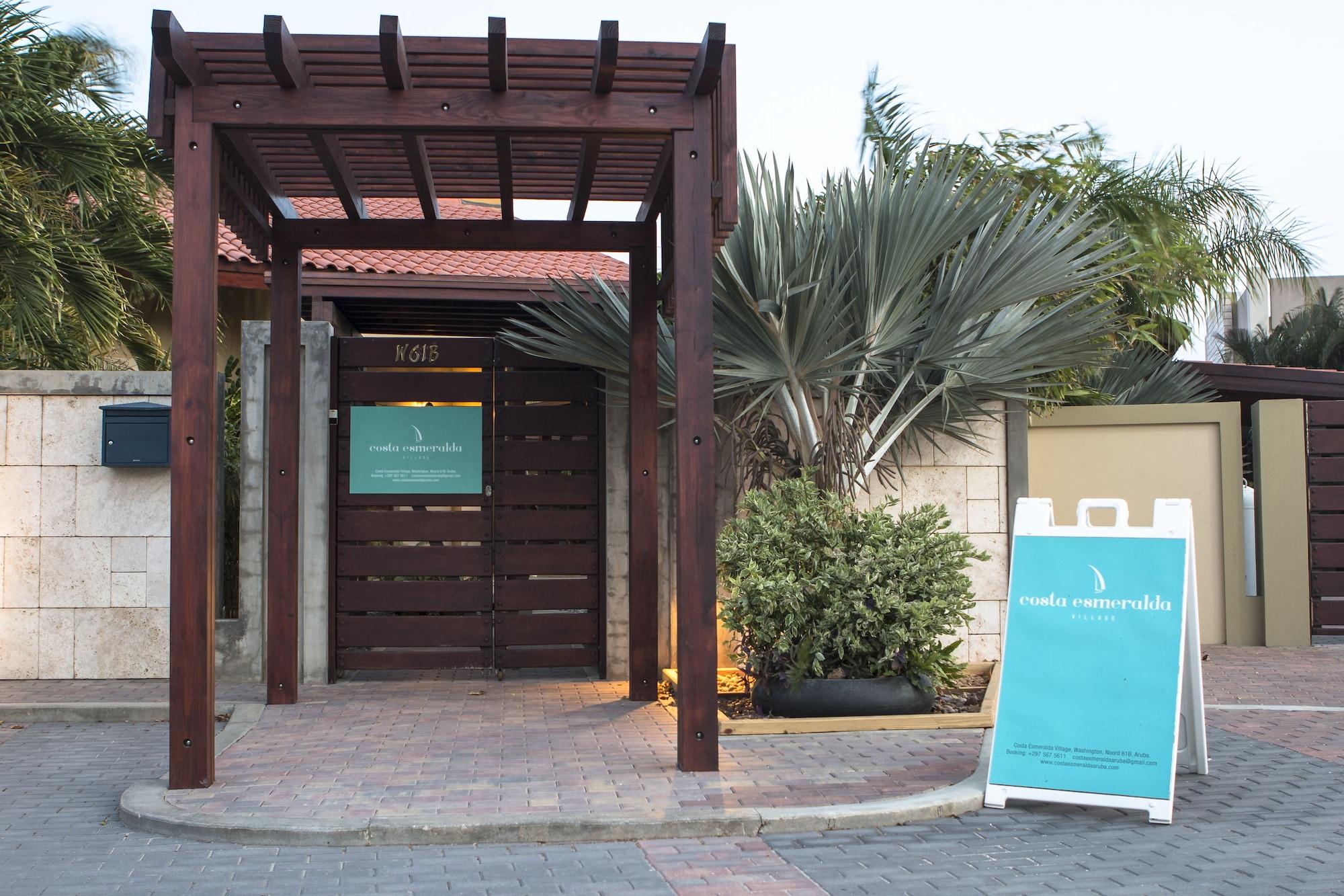 Vista Exterior Costa Esmeralda Village
