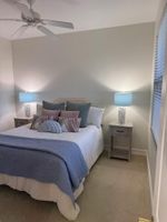 Alquiler Vacacional - Tarpon Cove Escape—Spacious 3BR, Garage, Pools & Minutes to Gulf Beaches