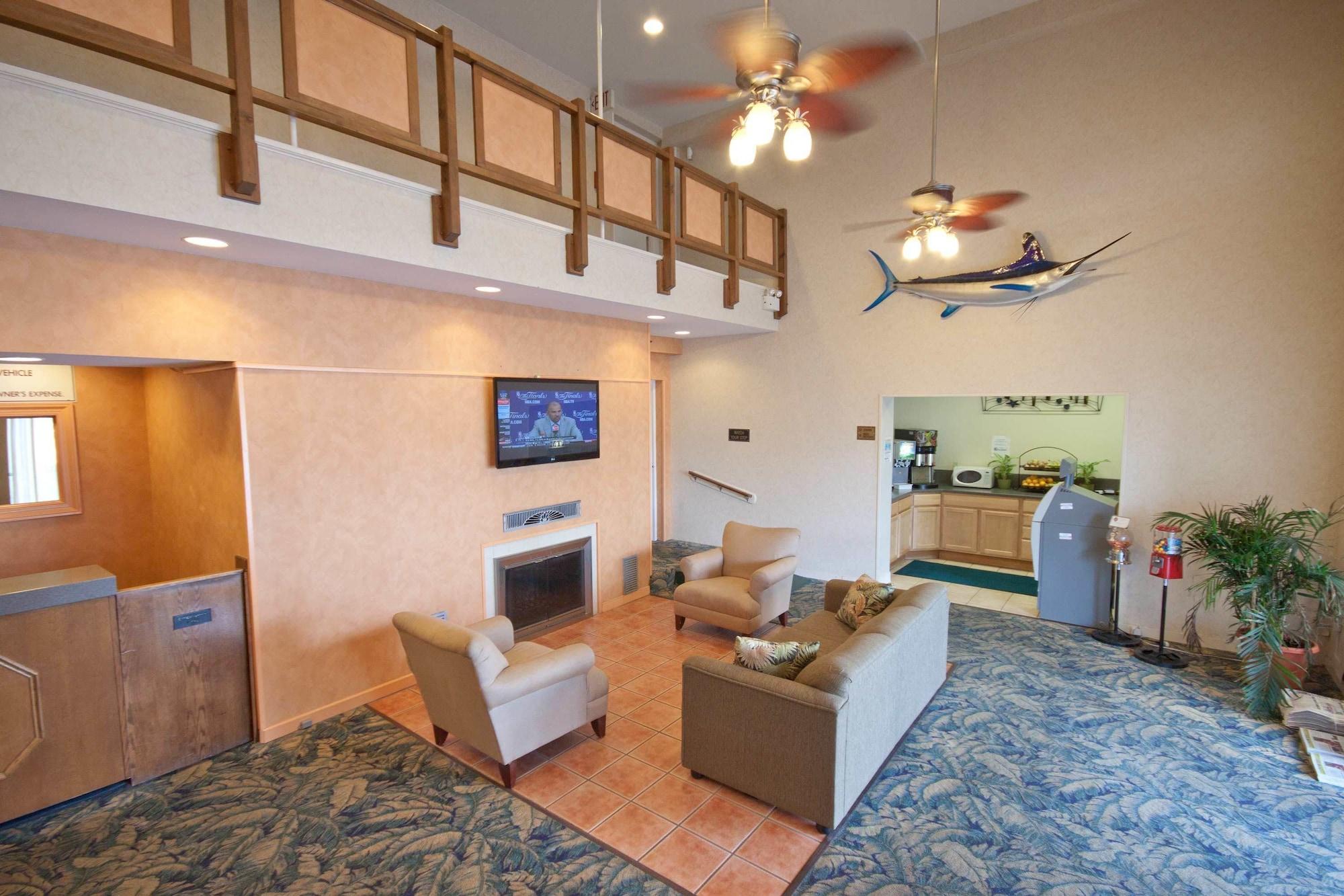 Vista Lobby Flagship Oceanfront Hotel