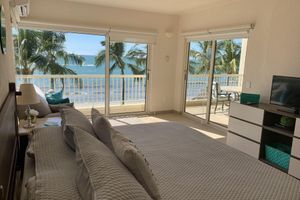 Alquiler Vacacional - Beachfront Condo at Krystal Grand Resort