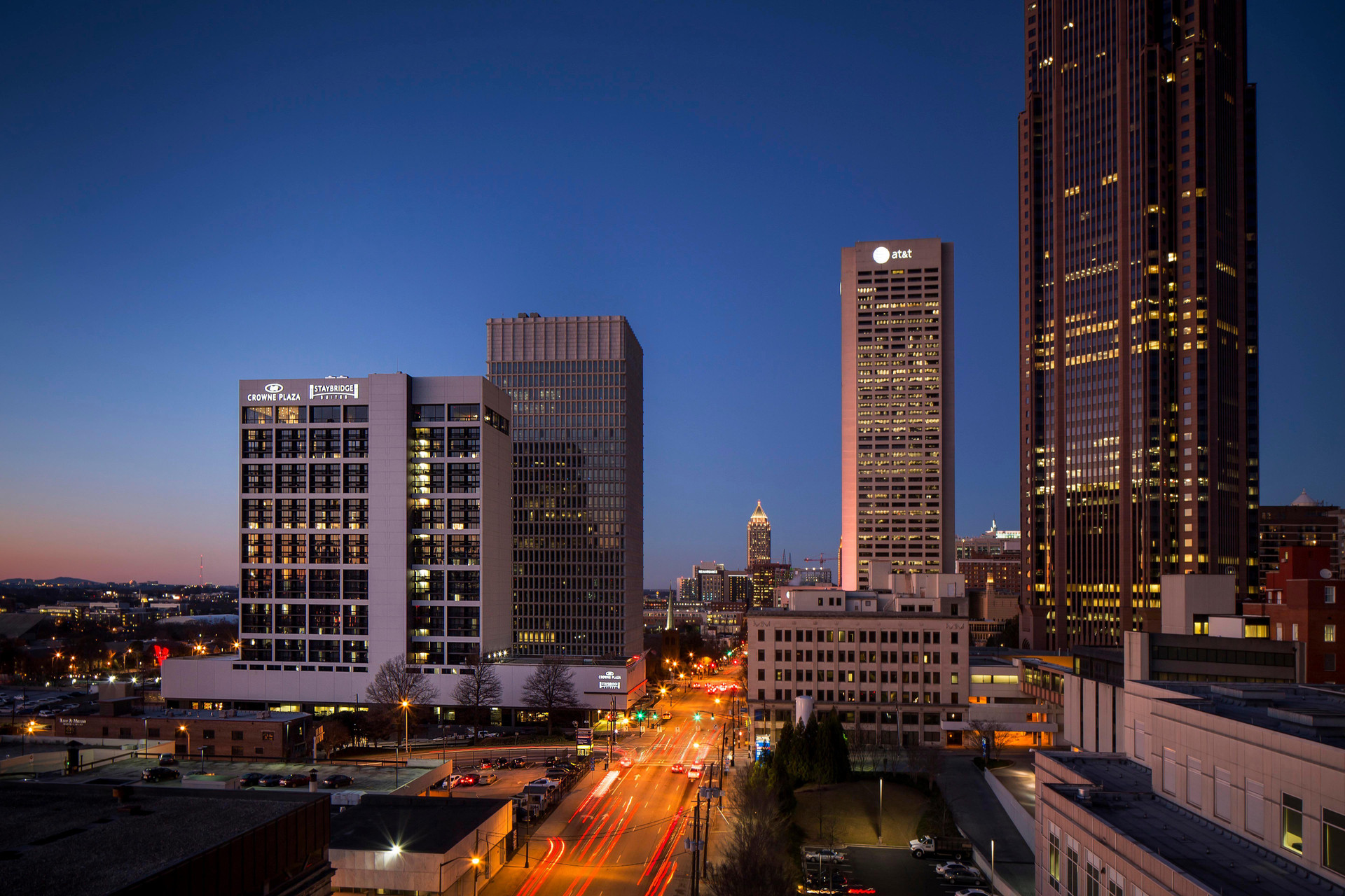 Vista Exterior Crowne Plaza Atlanta - Midtown by IHG