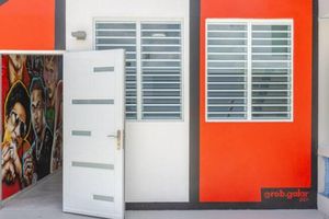 Alquiler Vacacional - Reggaeton Vibes! Puerto Rico's Legend Suite, Just 4 mins from Crash Boat Beach