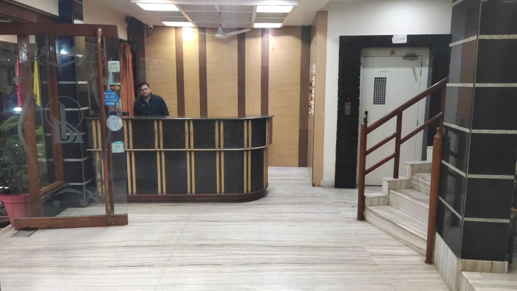 Vista Lobby Hotel Dwarka Nagpur