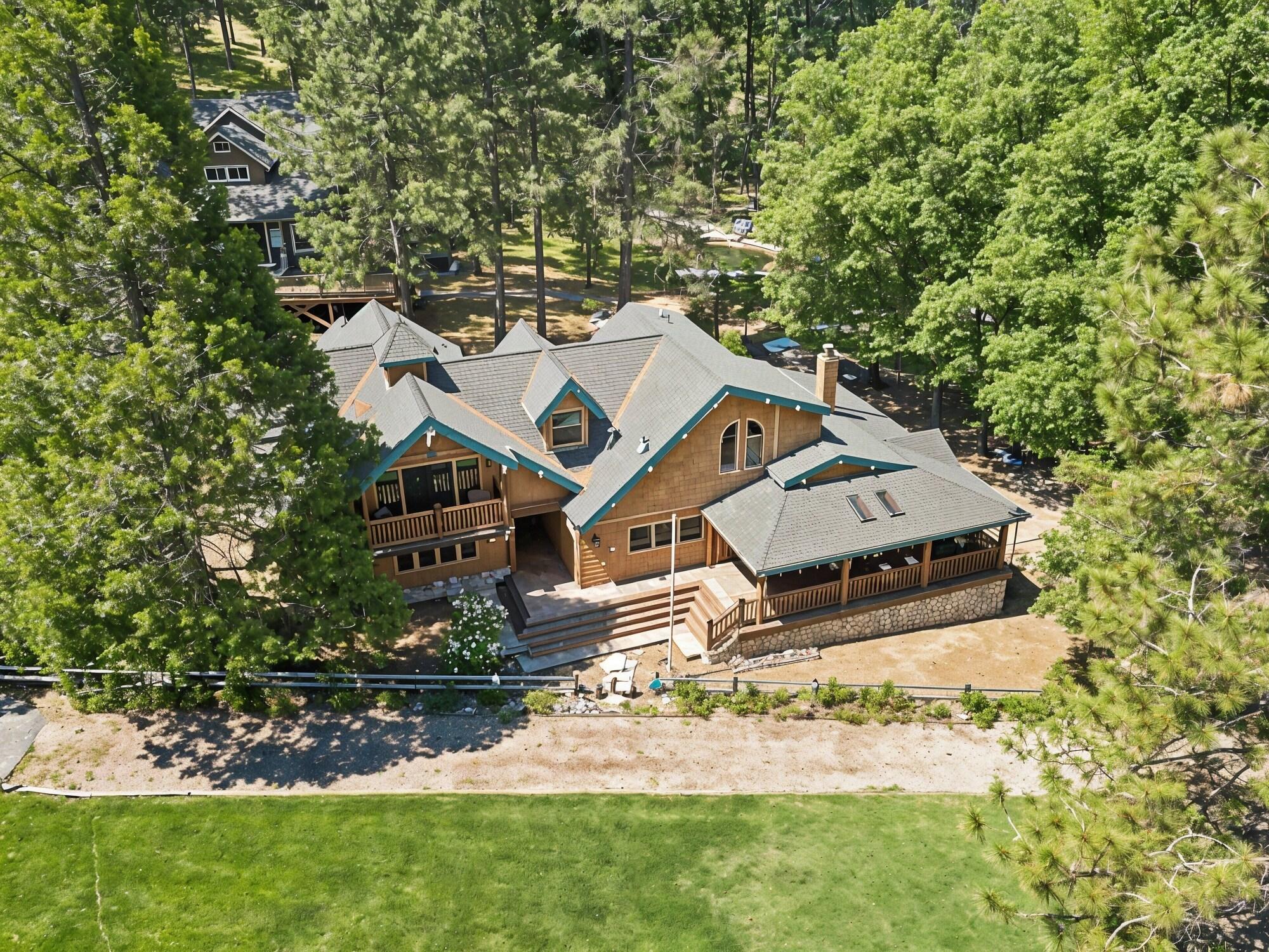 Vista Exterior Marina Beach Lodge - Lakefront Home on Beach! by Yosemite Region Resorts