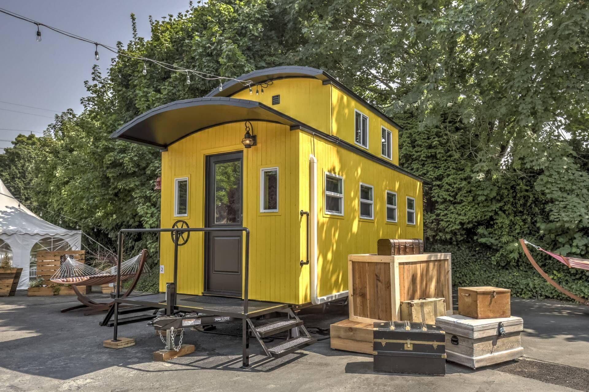 Varios Tiny Digs - Hotel of Tiny Houses