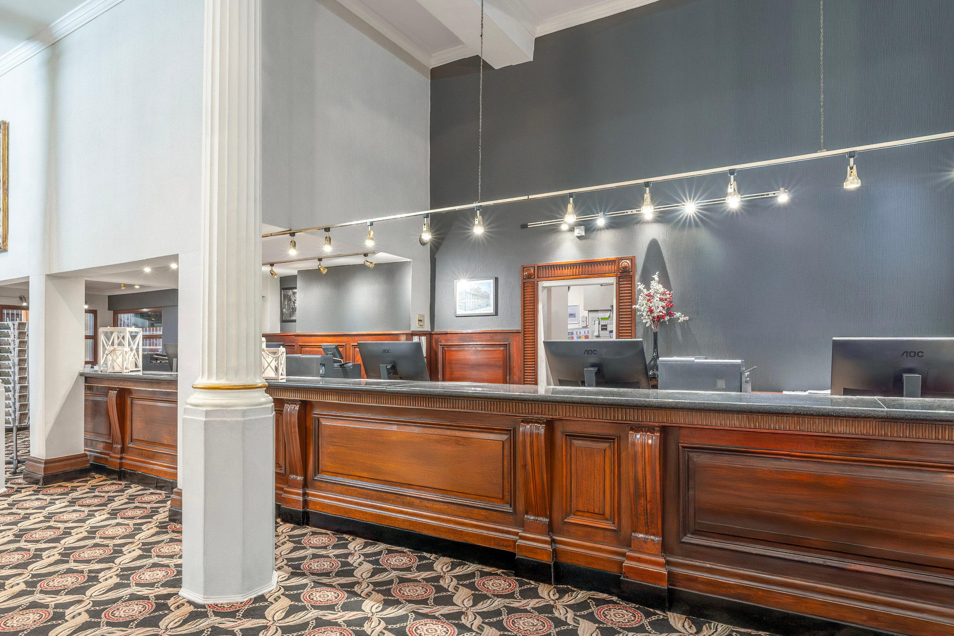 Vista Lobby Britannia Hotel Manchester