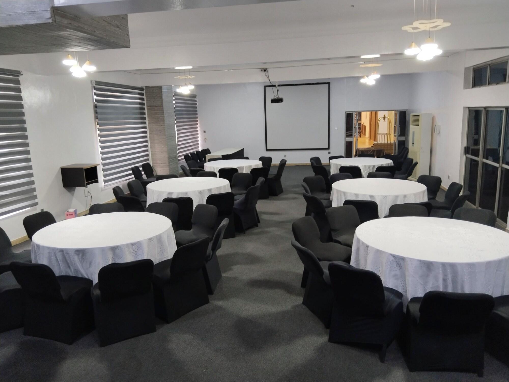 Sala de Reuniones Kakanfo Inn And Conference Centre