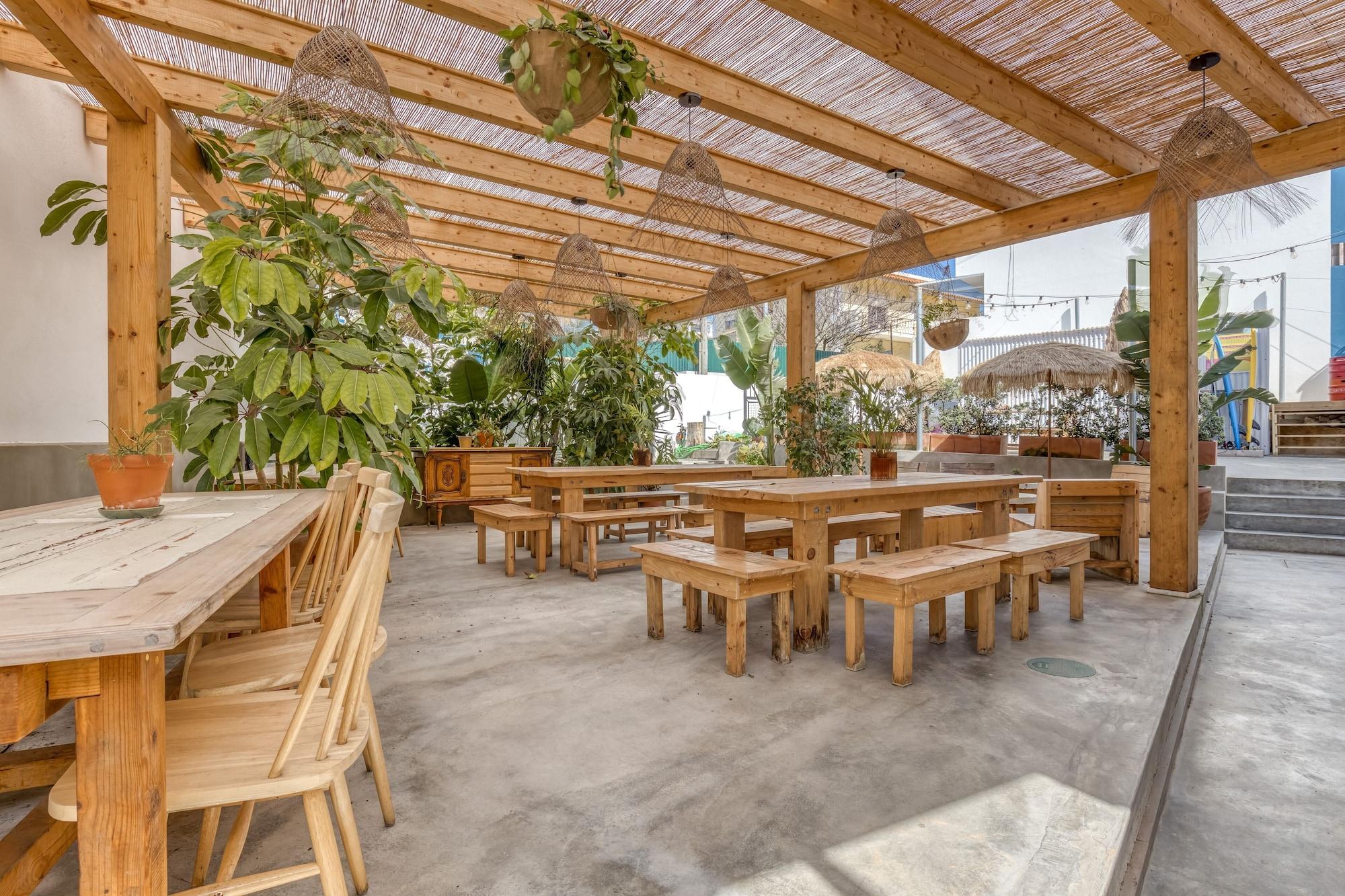 Restaurant Selina Boavista Ericeira - Hostel