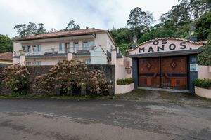 Alojamiento - Casa Os Manos