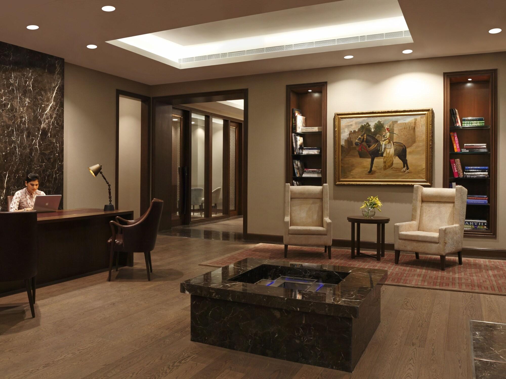 Vista Lobby The Roseate New Delhi