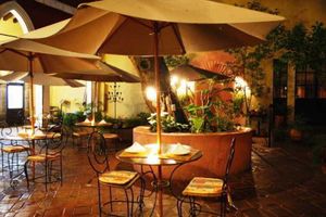 Alojamiento - Hotel Ana Catalina & Suites