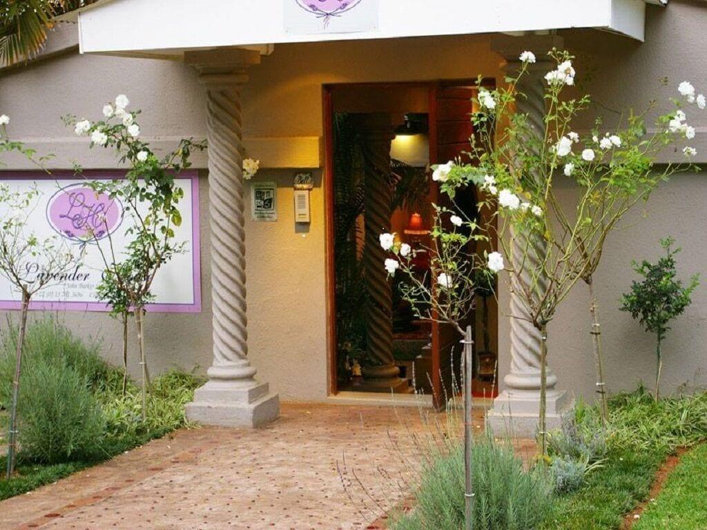 Vista Exterior Lavender House