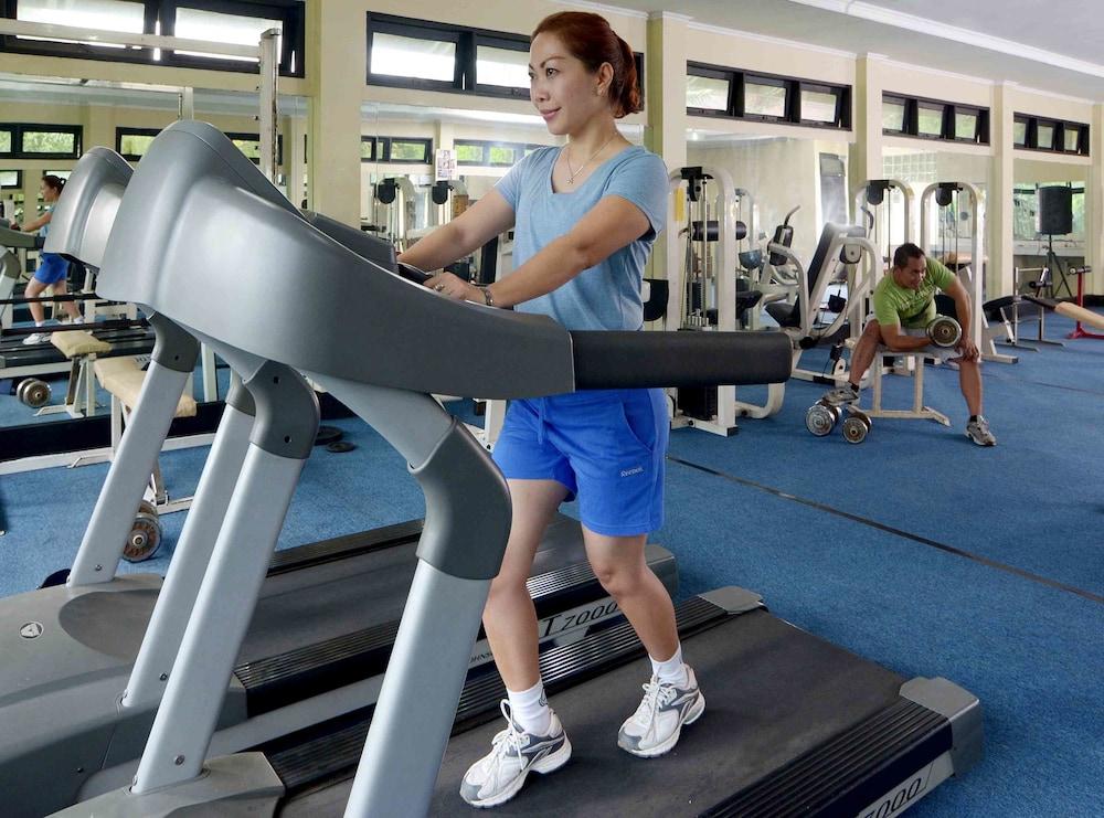 Gimnasio Grand Cempaka Resort Hotel