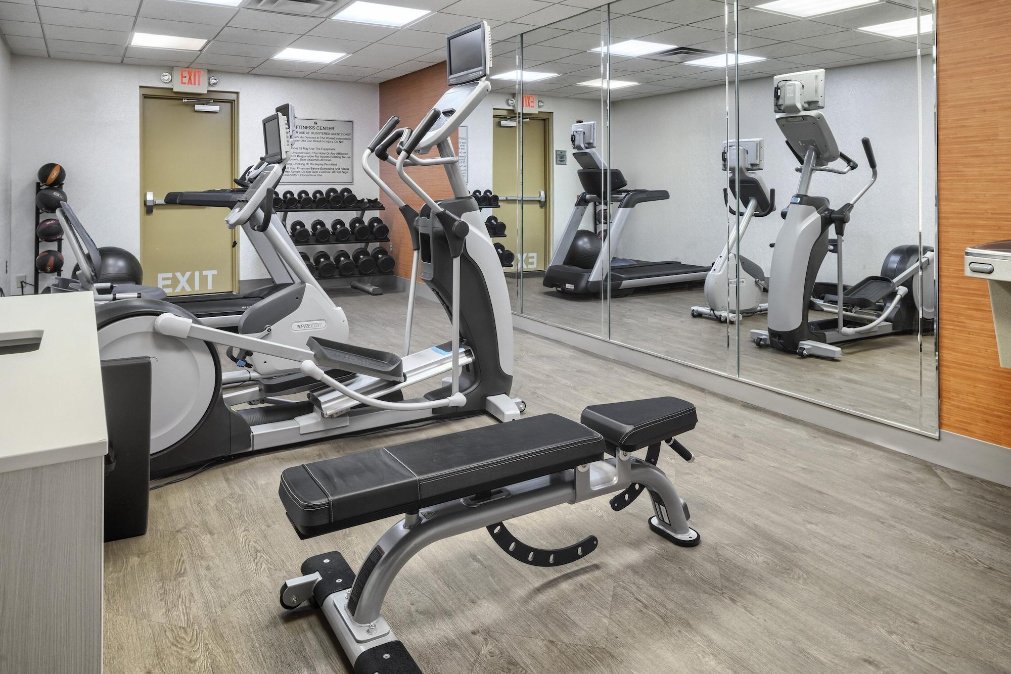 Gimnasio Holiday Inn Express Hotel & Suites Macon-West by IHG