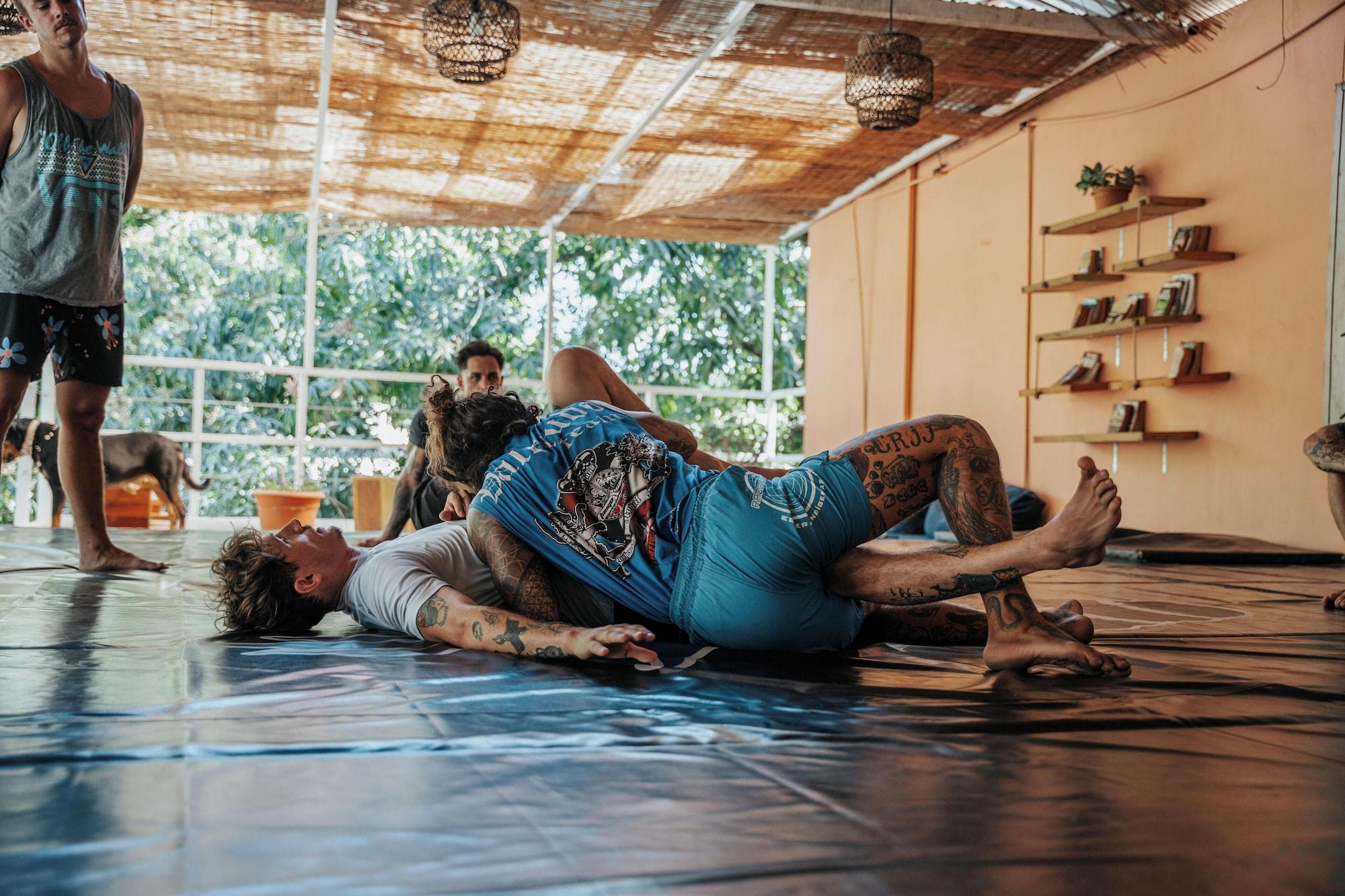 Gimnasio Socialtel Santa Teresa South