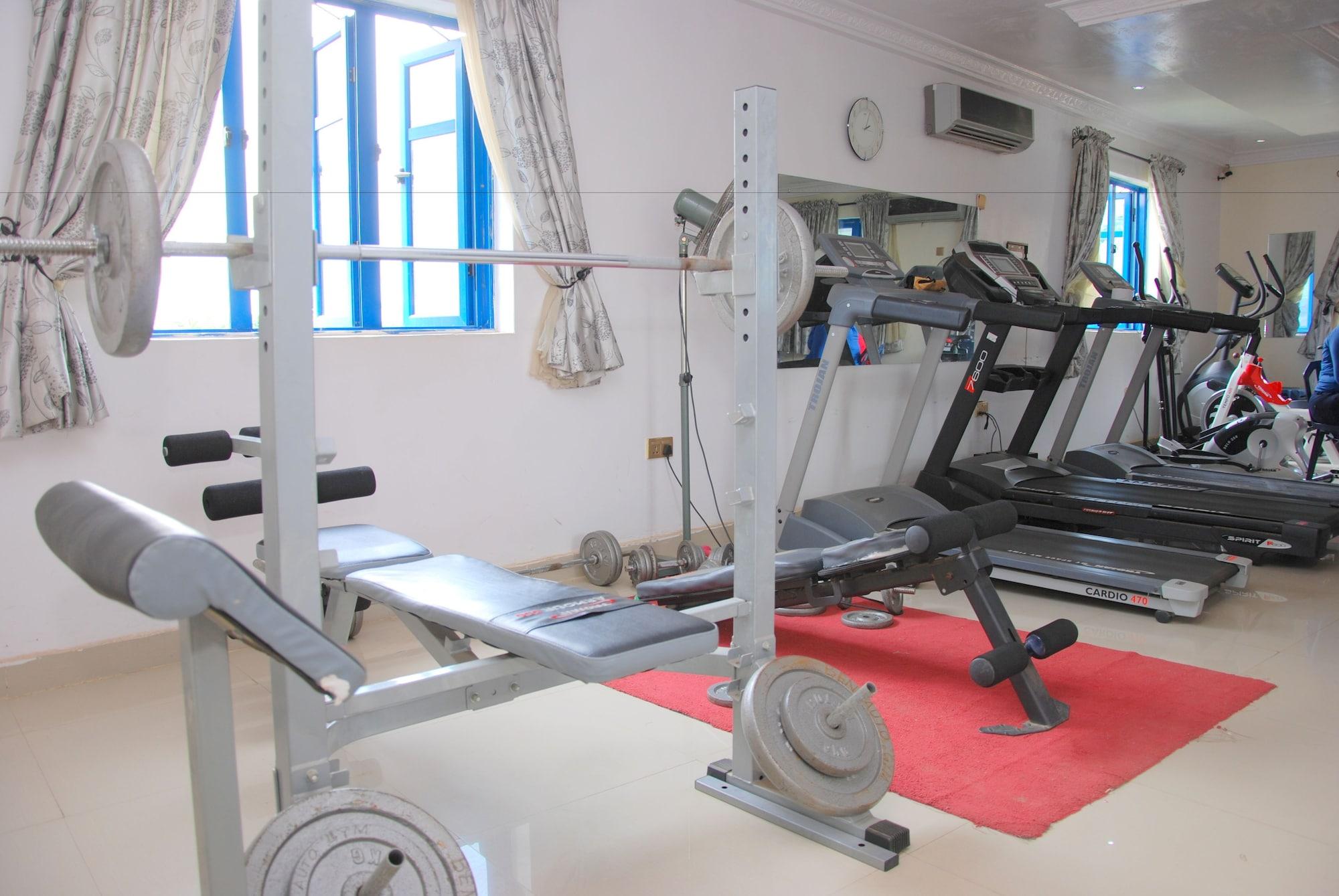 Gimnasio BEN AUTO guest house