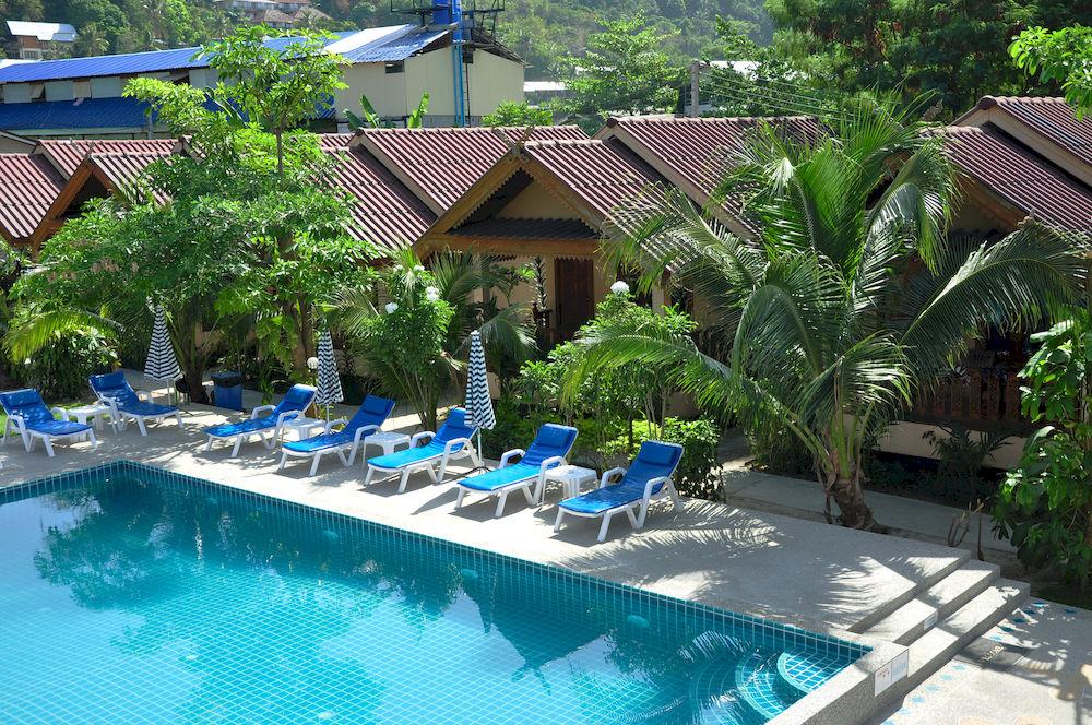 Vista da piscina Phi Phi Anita Resort