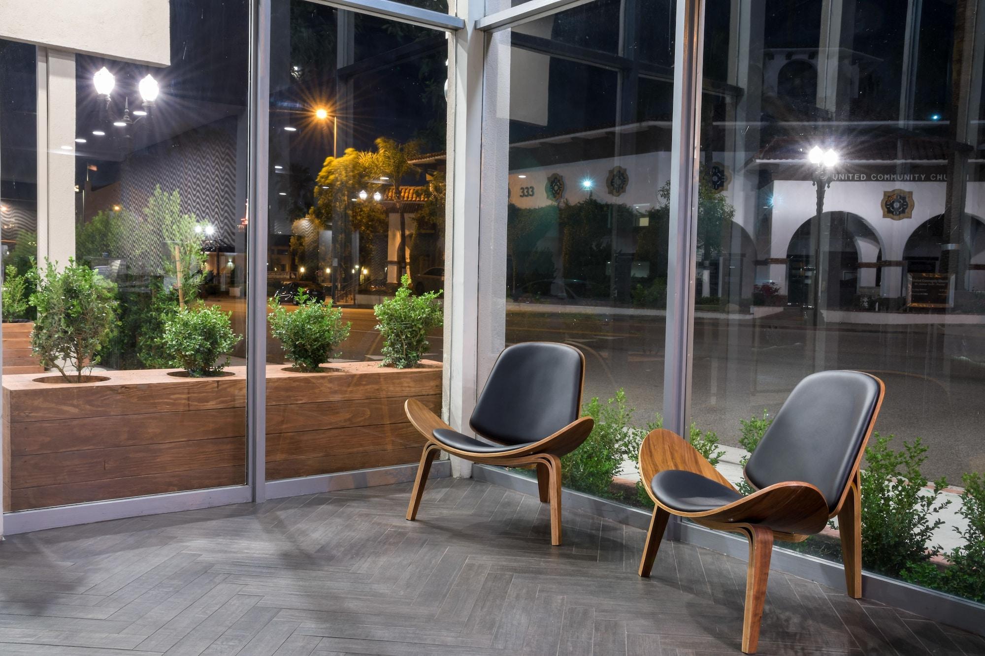 Vista Lobby Hotel Xilo Glendale