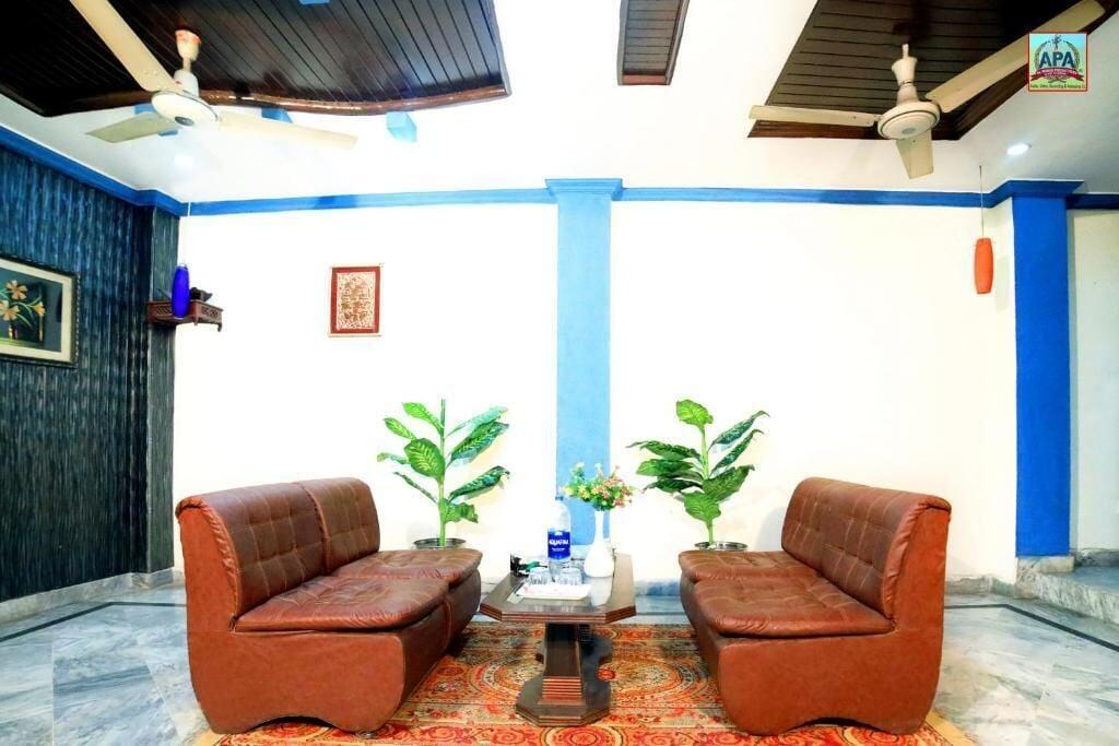 Vista Lobby Hotel Royal Inn