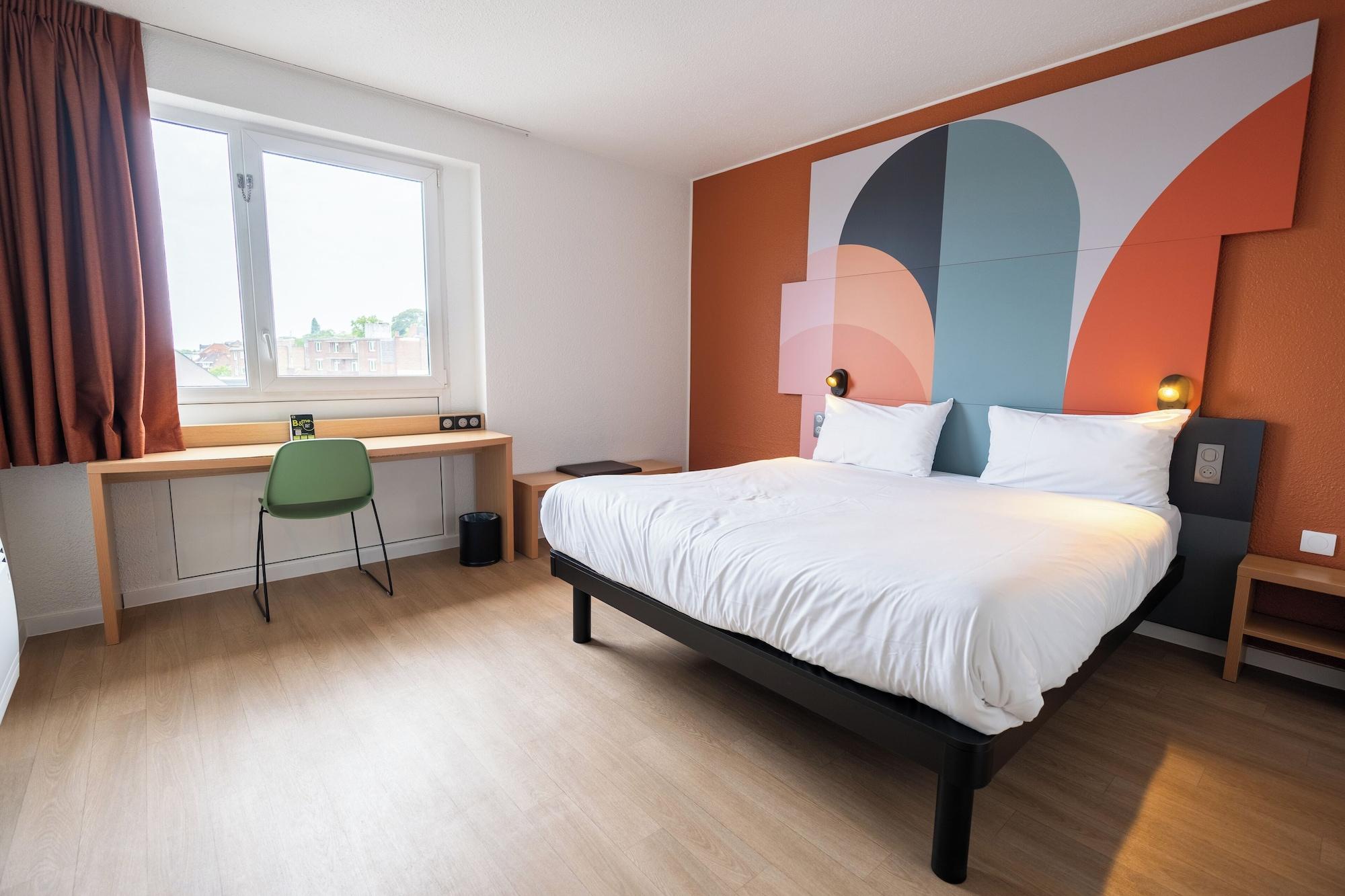 Varios B&B HOTEL Mons Gare