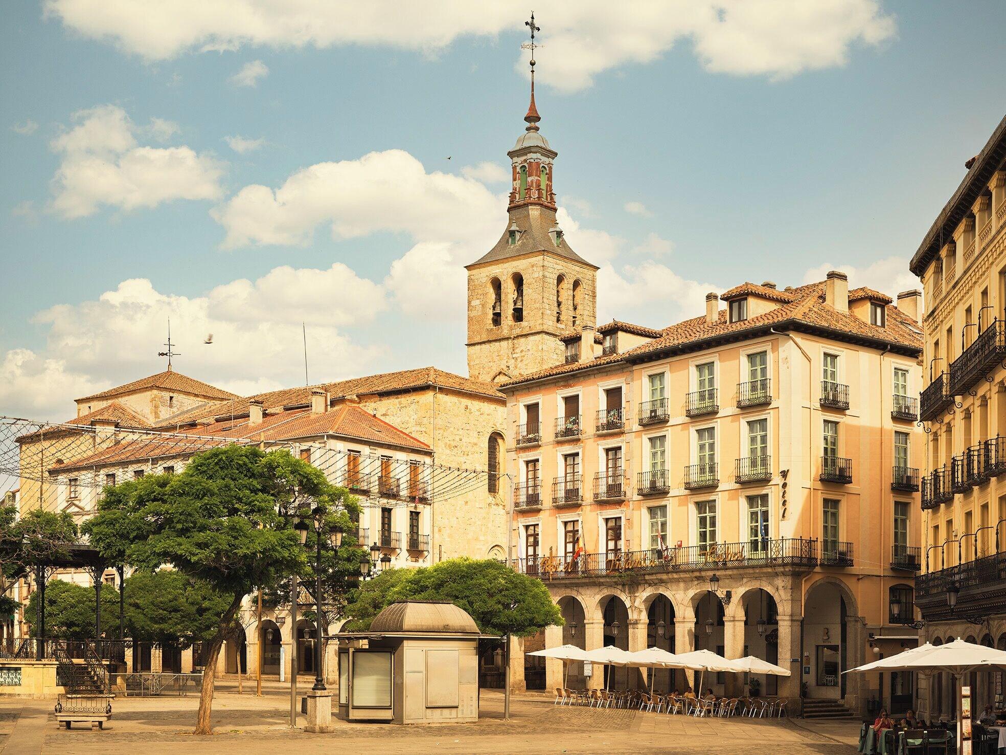 Varios Hotel Infanta Isabel