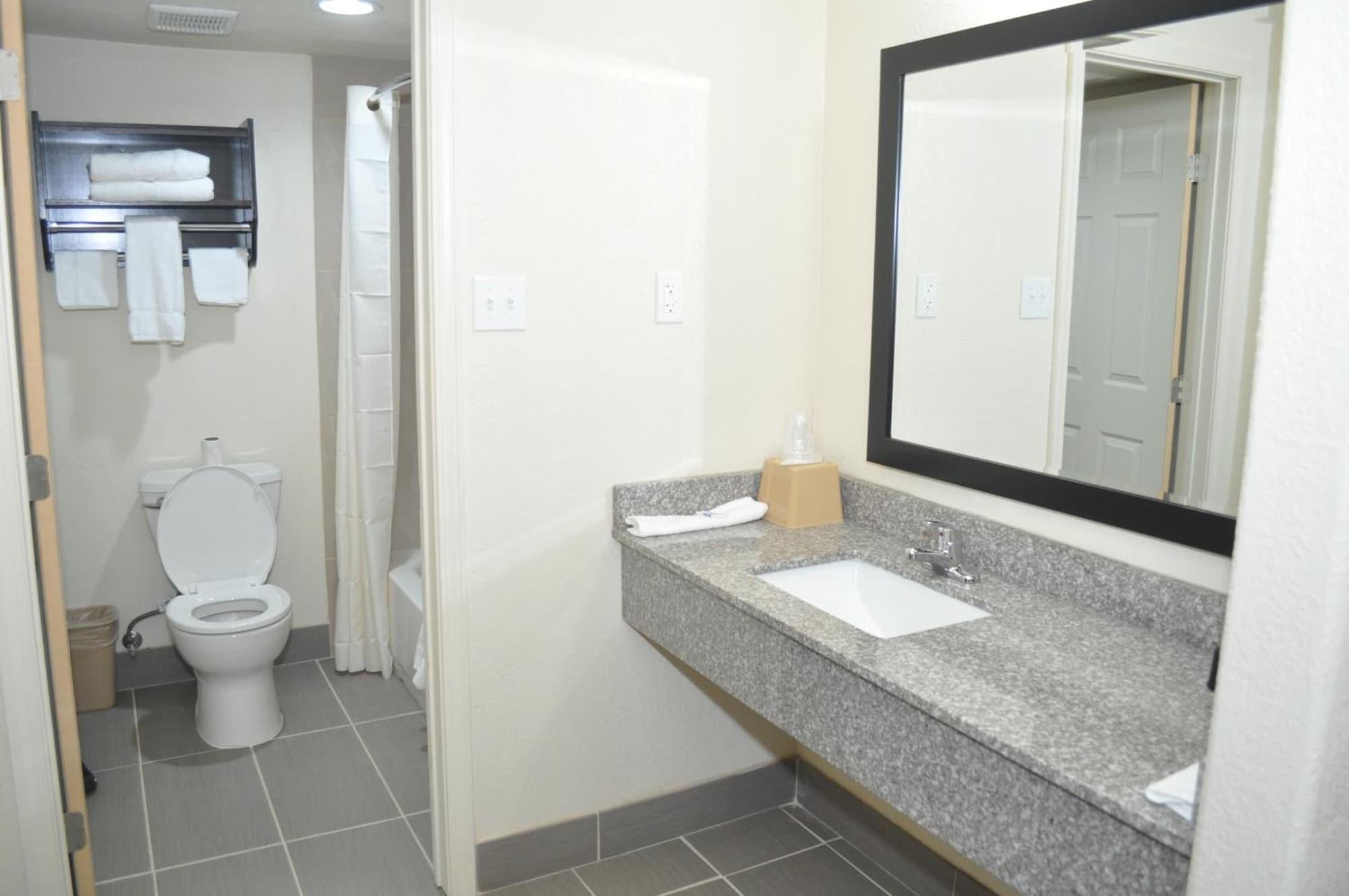 Equipamiento de Habitación Trinity Suites Downtown Dallas