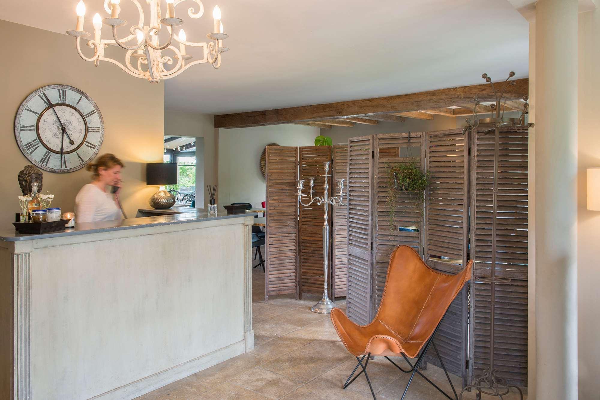 Vista Lobby Domaine de Bellevue, The Originals Relais