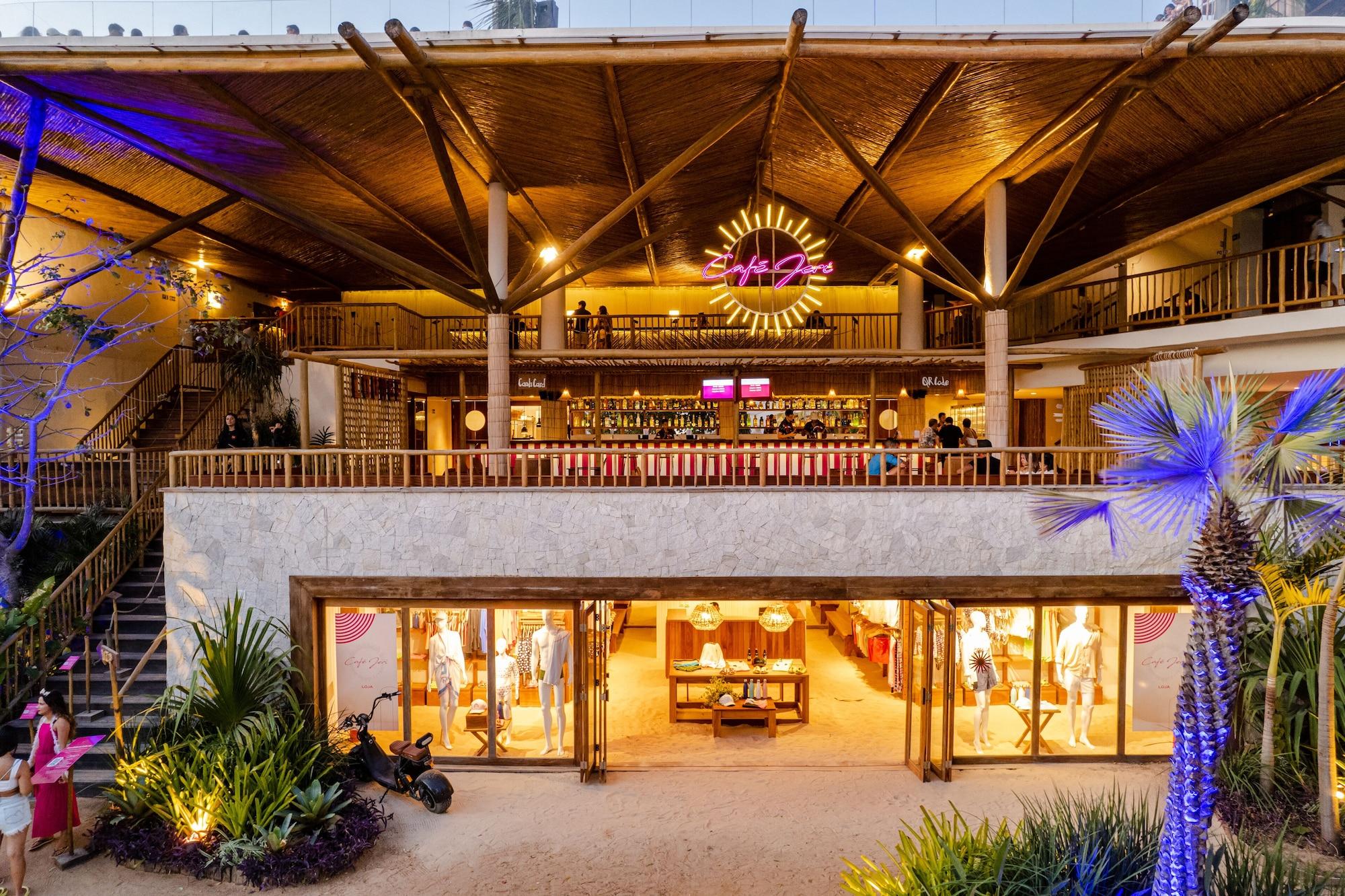 Vista Exterior Cafe Jeri Hotel