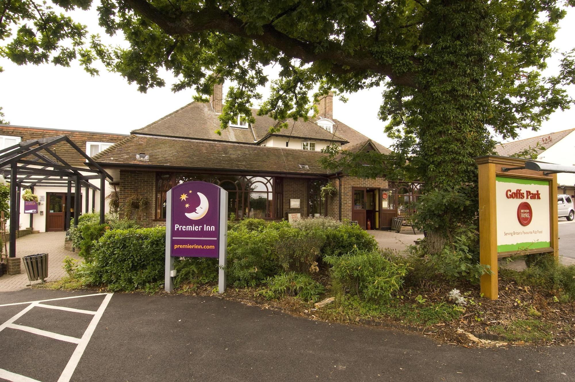Varios Premier Inn Gatwick Crawley - Goff's Park