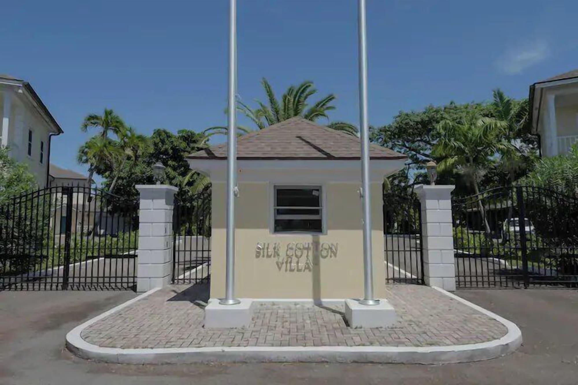 Vista Exterior Silk Cotton Villas