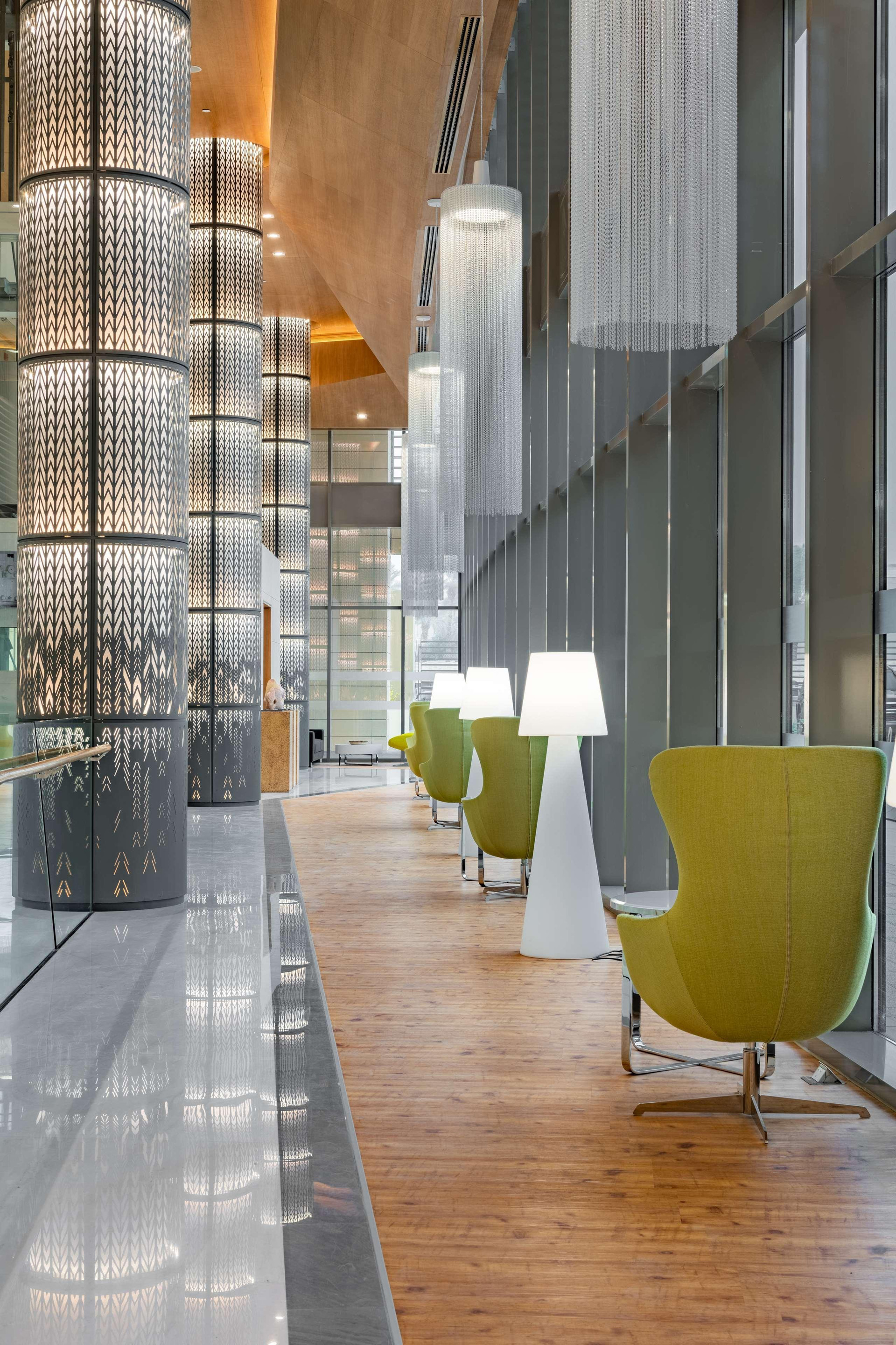 Vista Lobby Radisson Blu Hotel & Residence, Riyadh Diplomatic Quarter