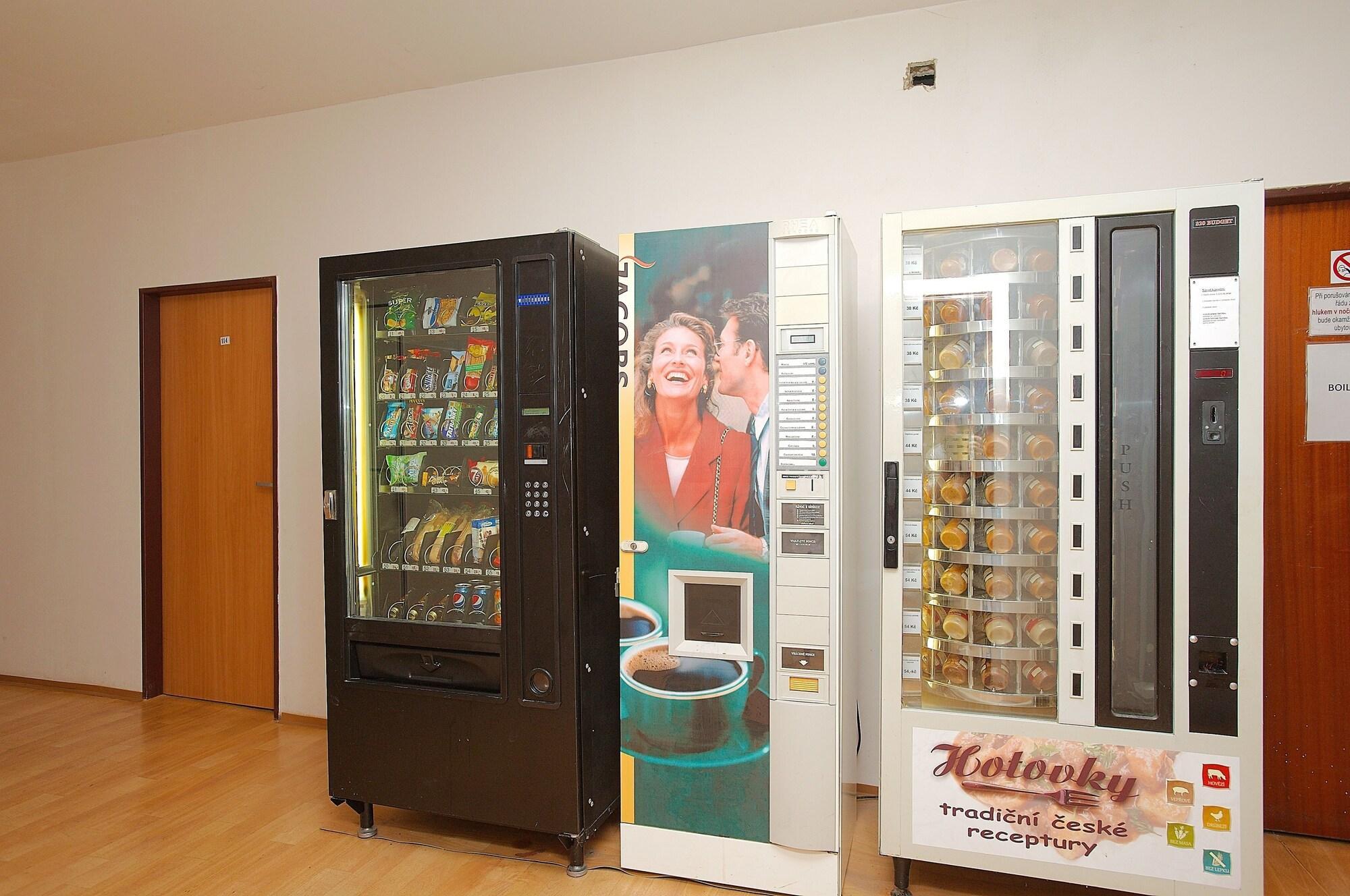 Instalaciones Recreativas Abex Hostel