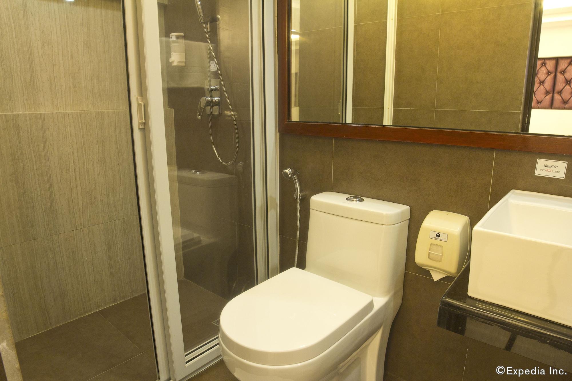 Equipamiento de Habitación Victoria Court Las Piñas