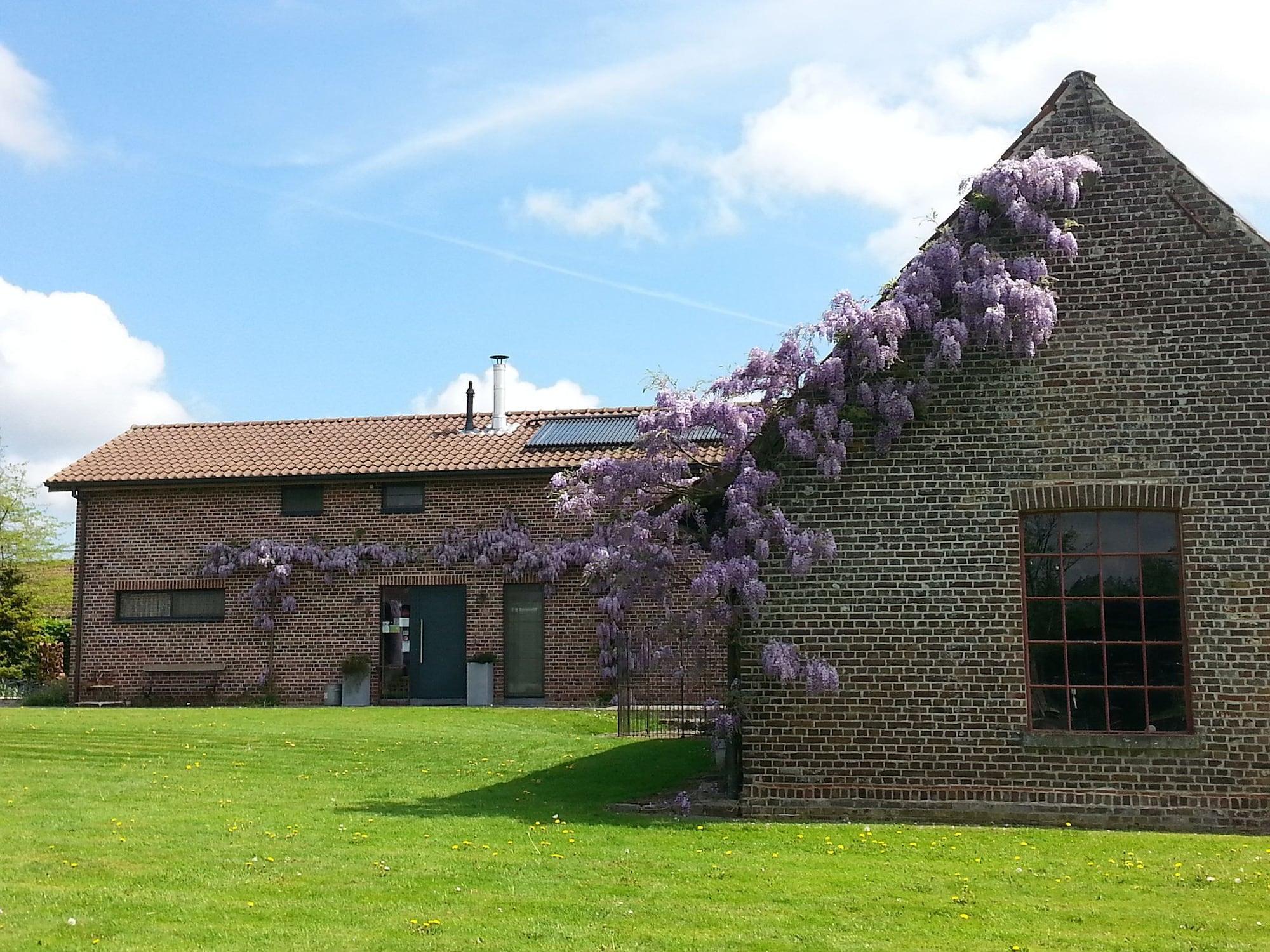Varios Lomolen B&B
