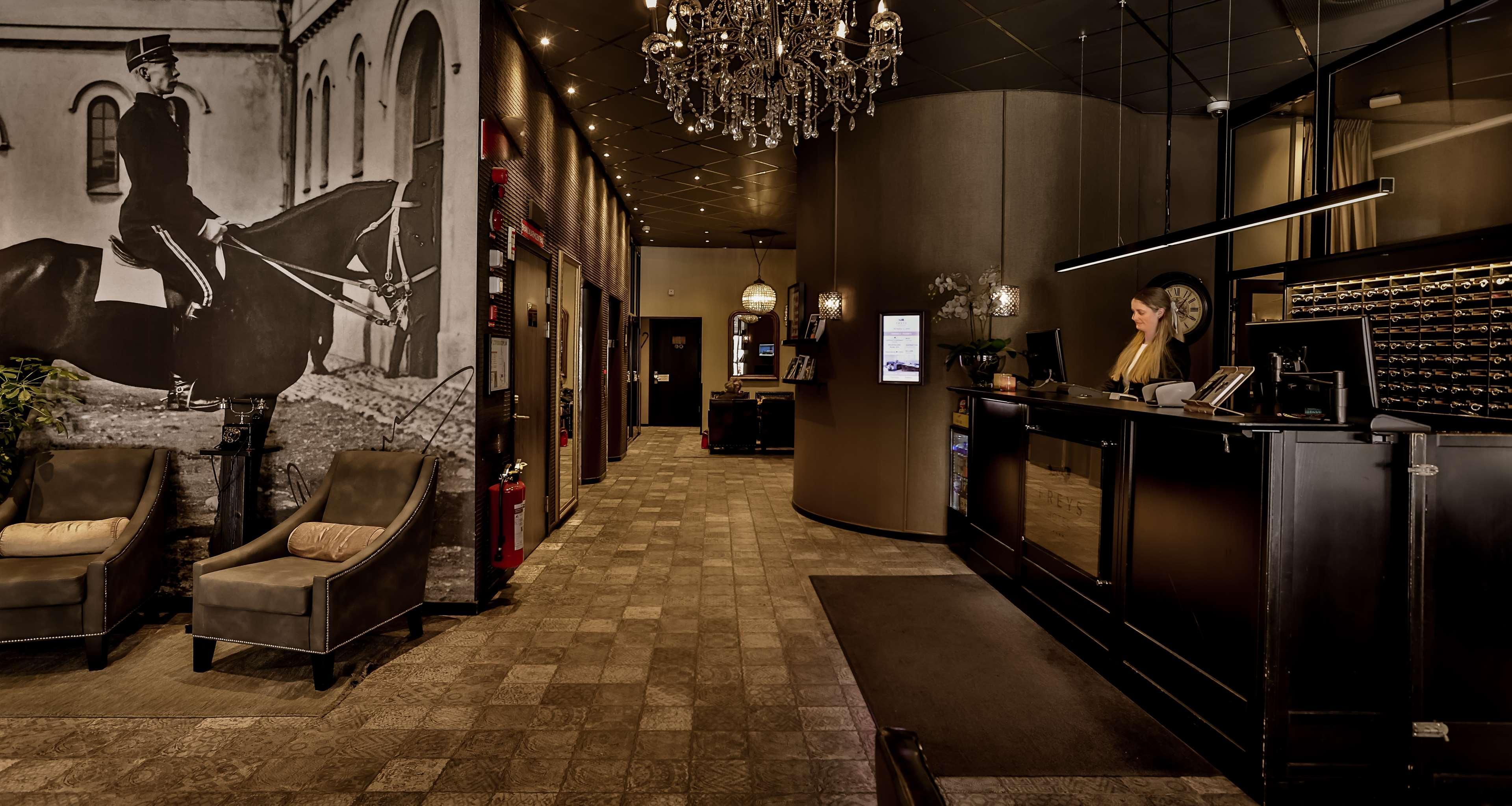 Vista Lobby Freys Hotel