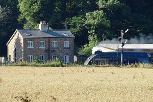 Alquiler Vacacional - Your unique front-row view of North Yorkshire Moors steam trains. Coast 20 Mins